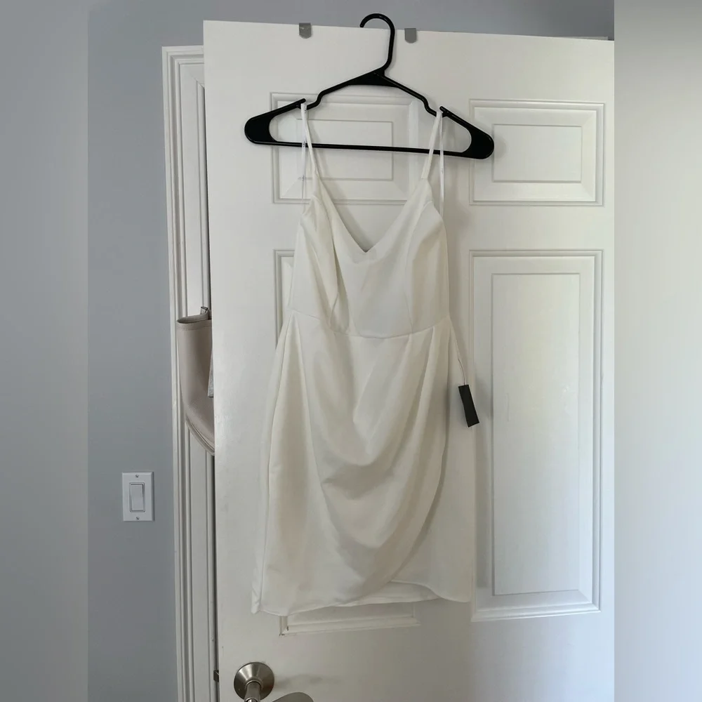 Lulus white dress size medium new with tags! - Picture 1 of 6